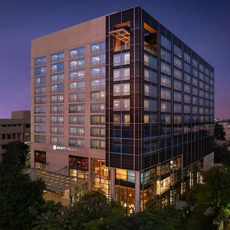 Hotel Hyatt Regency Ahmadábád Exteriér fotografie The Hyatt Regency Hotel in San Francisco