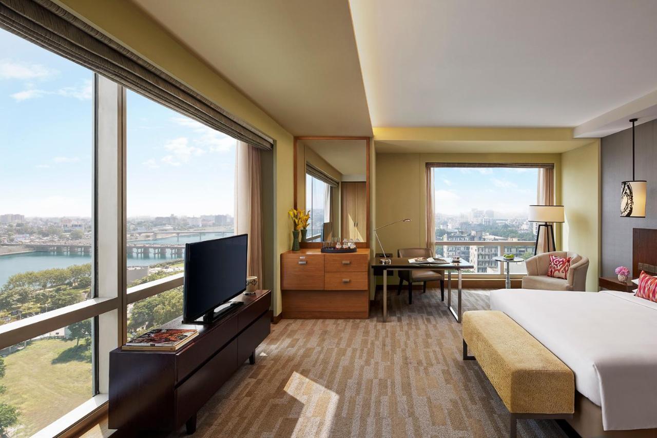 Hotel Hyatt Regency Ahmadábád Exteriér fotografie Deluxe Room